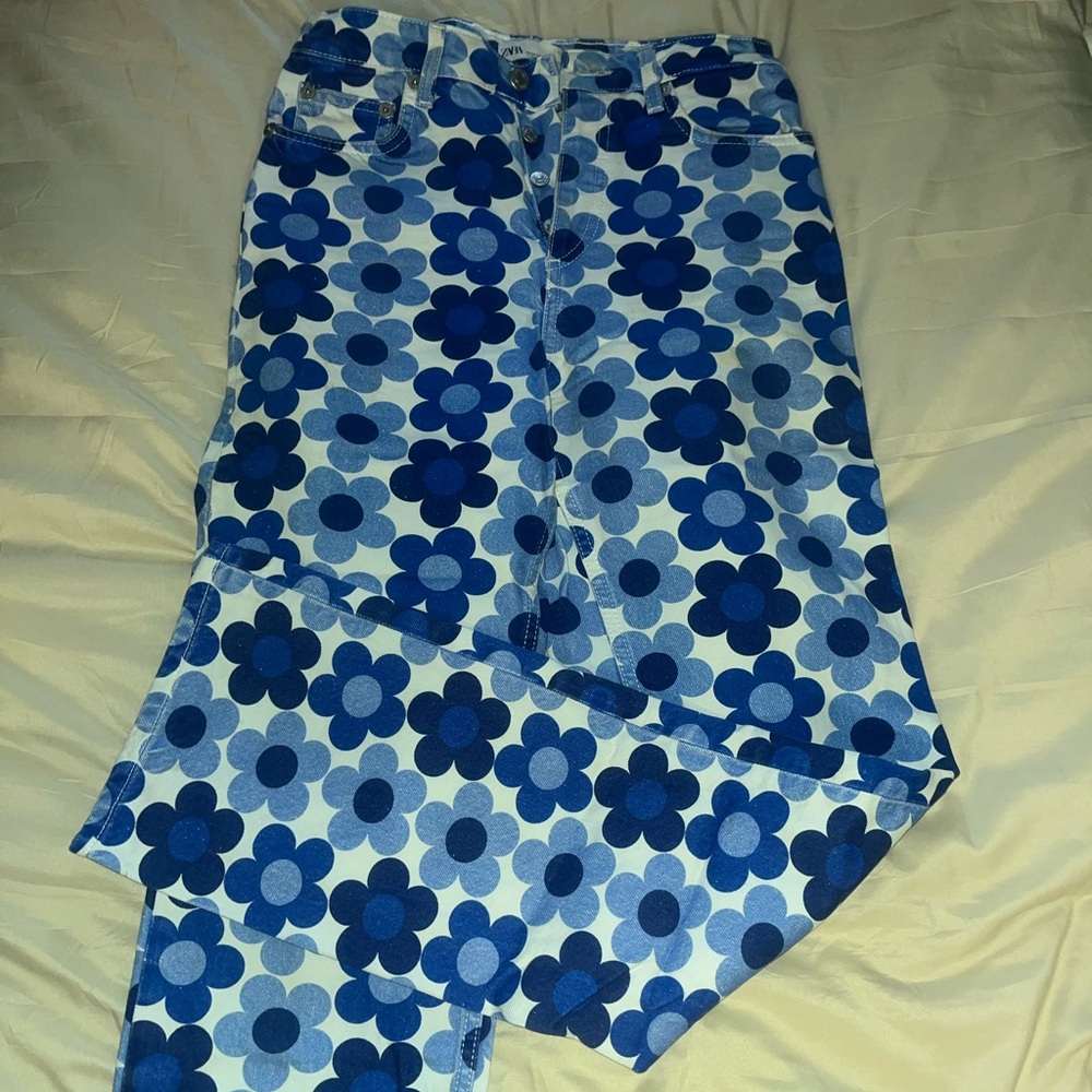 Zara Flower Jeans - Size 2